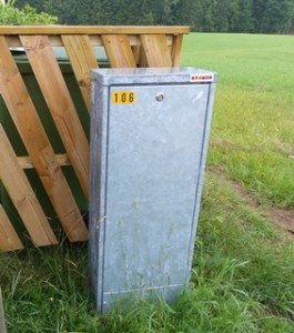 Skåp vid tomtgräns
